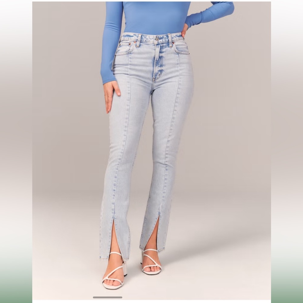 NWT Abercrombie & Fitch Curve love high rise skinny  jeans vent hem 27 short